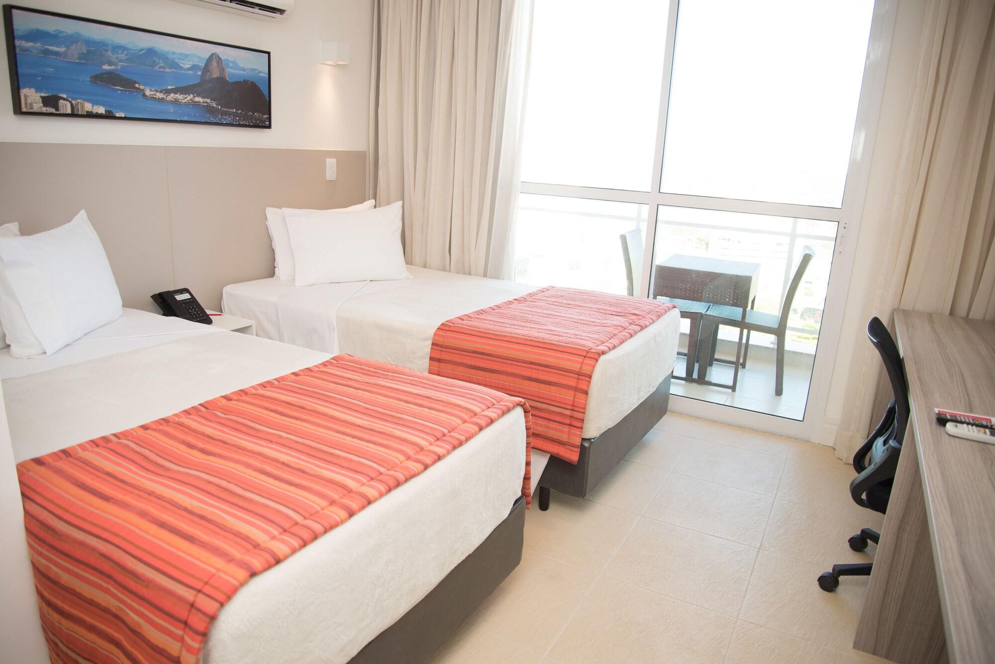 Ramada By Wyndham Macae Hotel & Suites Экстерьер фото