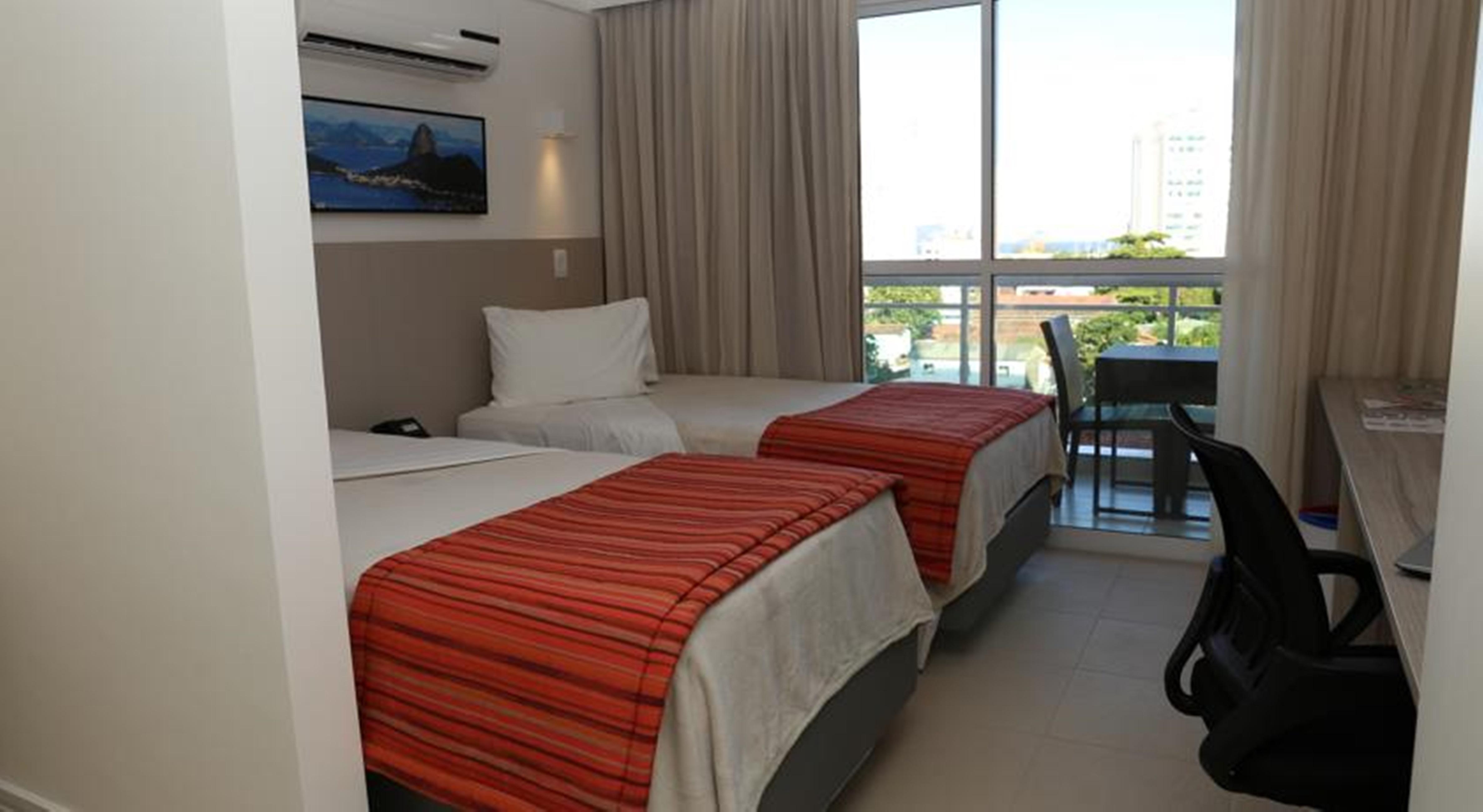 Ramada By Wyndham Macae Hotel & Suites Экстерьер фото
