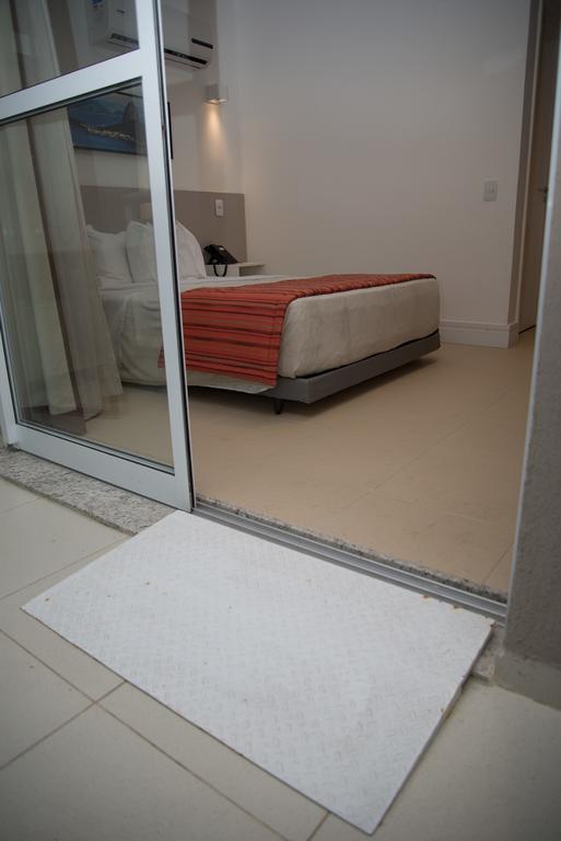 Ramada By Wyndham Macae Hotel & Suites Экстерьер фото