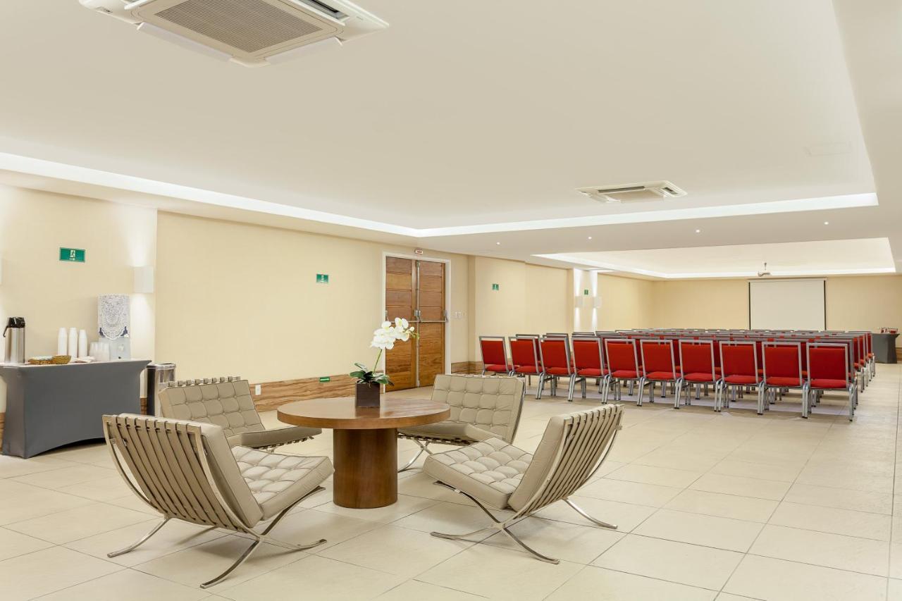 Ramada By Wyndham Macae Hotel & Suites Экстерьер фото