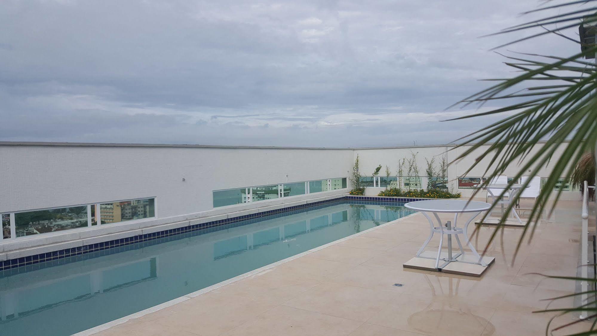 Ramada By Wyndham Macae Hotel & Suites Экстерьер фото