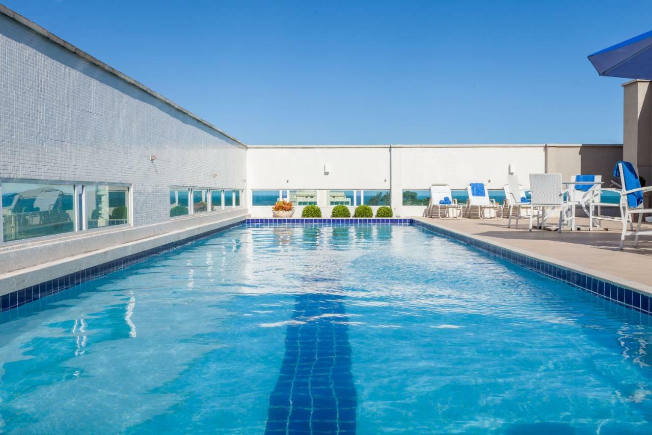 Ramada By Wyndham Macae Hotel & Suites Экстерьер фото